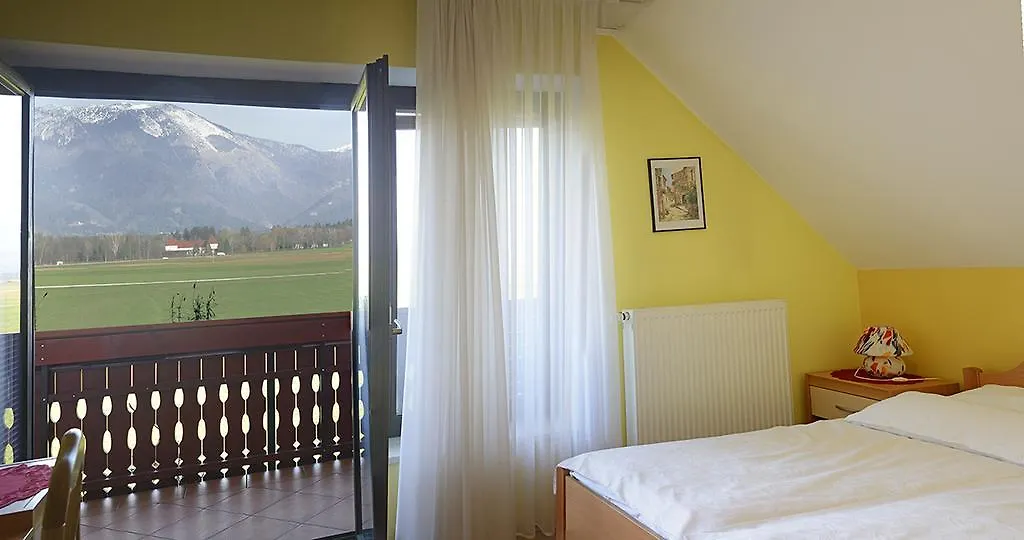 Bed And Breakfast Valjavec Kranj Bed & Breakfast