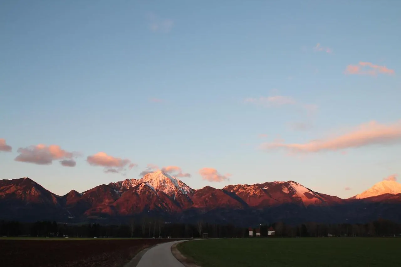 Bed And Breakfast Valjavec Kranj Bed & Breakfast